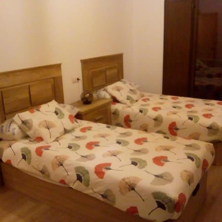 Casa Rural Gueilones, Parque Natural De Ponga Sobrefoz Екстериор снимка